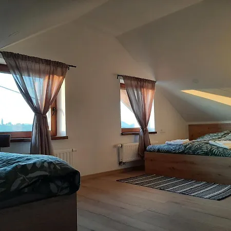 House Aronija Vakantiehuis *