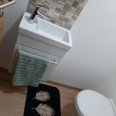 Vikendica House Aronija