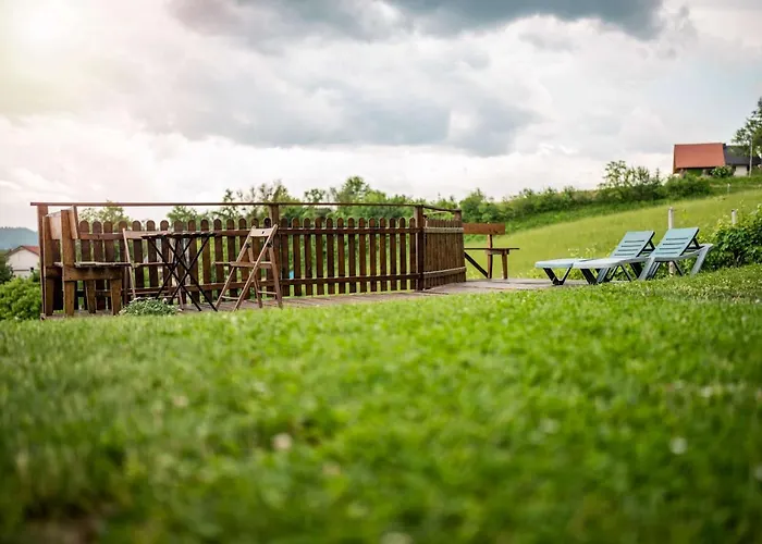 別荘 House Aronija Šmarje pri Jelšah